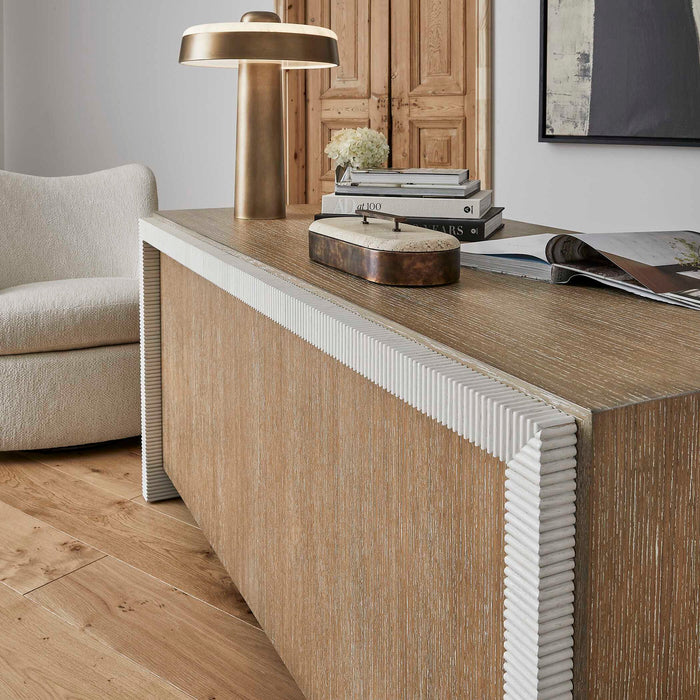 Head In The Clouds - Table Lamp - Brass / Gold