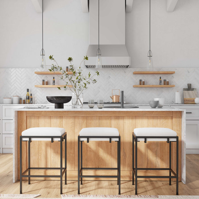 Saugus - Industrial 1 Light Pendant - White