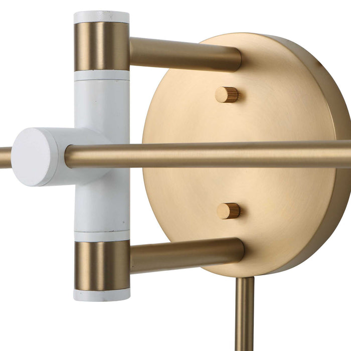 Swinger - 1 Light Sconce