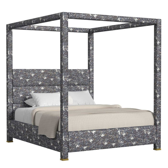 Hibernate - Canopy Bed