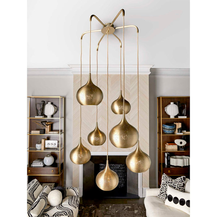 Golden Onion - 7 Light Chandelier - Brass / Gold
