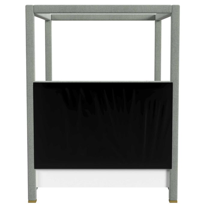 Hibernate - Canopy Bed