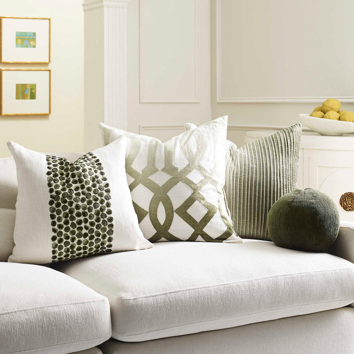Fig Leaf - Pillow - Green / White