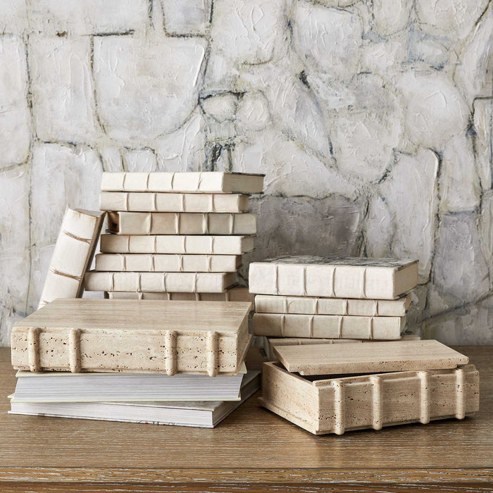 Novel - Box