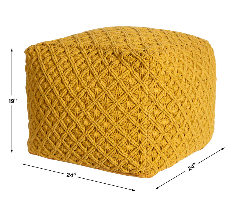 Feeling Knotty - Pouf