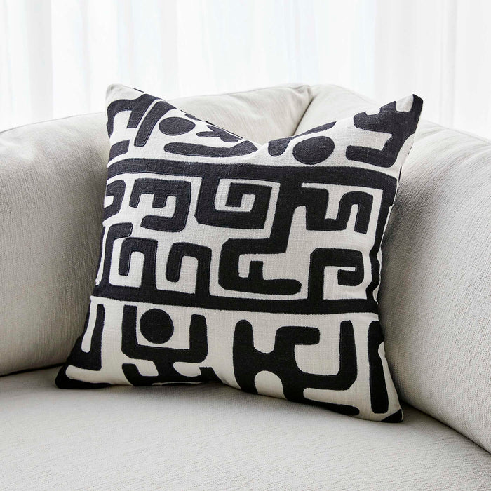 Lexicon - Pillow - Black / White
