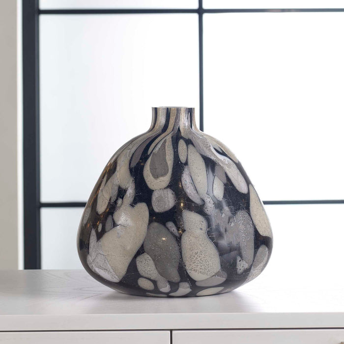 Pebble - Vase