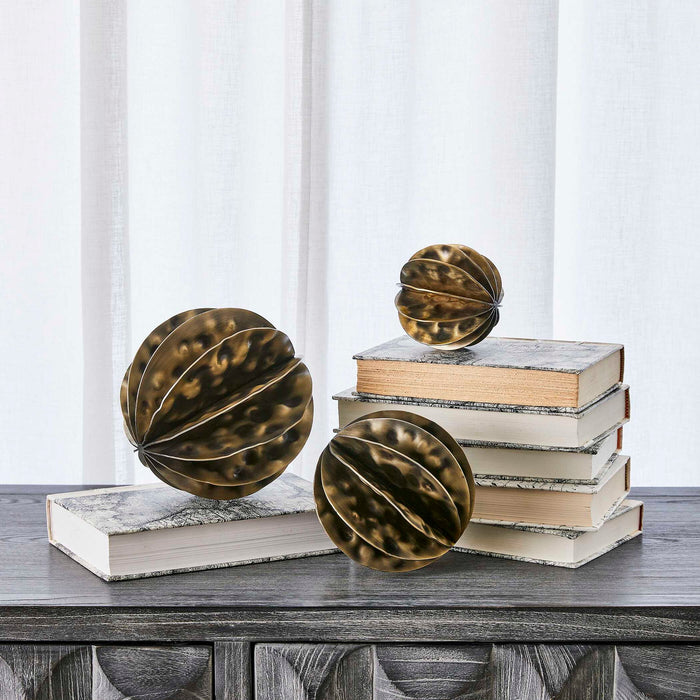 Roundelay - Sculptures (Set of 3) - Brass