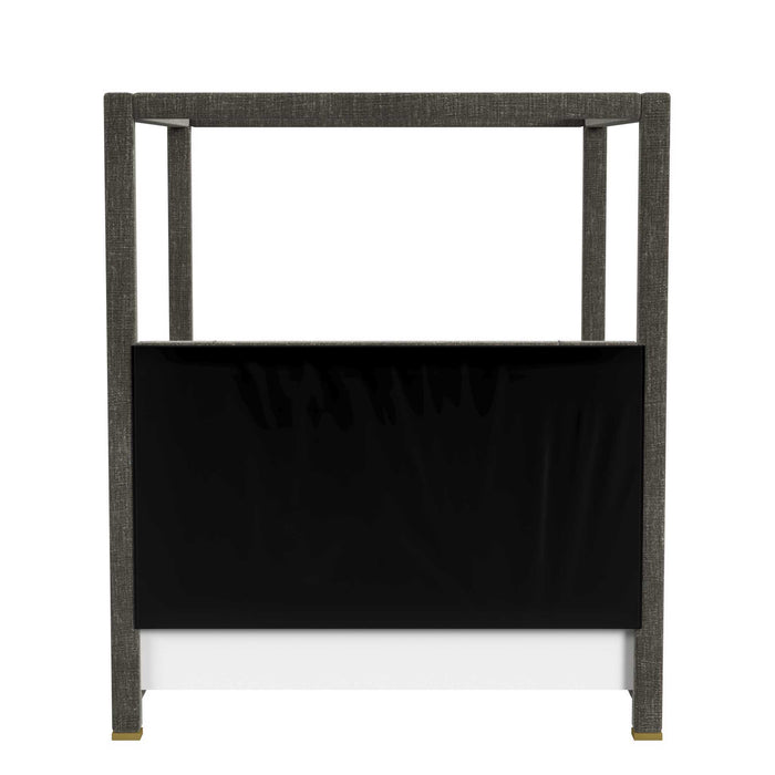 Hibernate - Canopy Bed