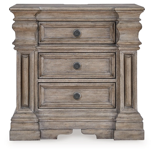 Blairhurst Queen Panel Bed with Mirrored Dresser, Chest and Nightstand